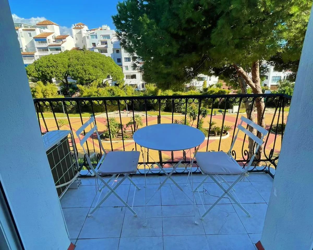 8750acaf-aca4-49d4-b4a5-945110fead13