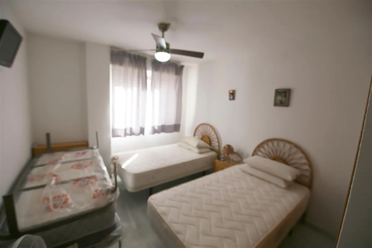 15ea5de2-1fd1-41c6-93b8-507decd17aa0