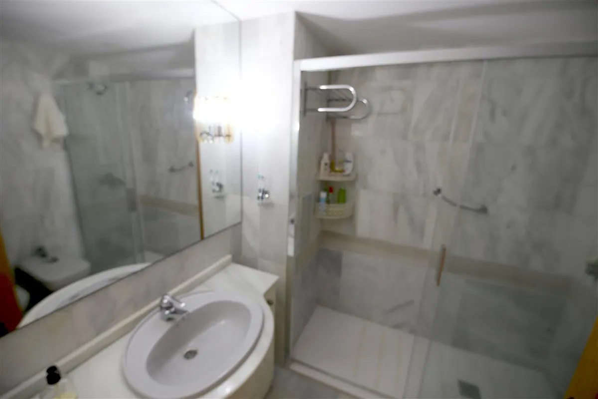 e274dc47-4dfa-4f8b-9c85-b59775b18ccf