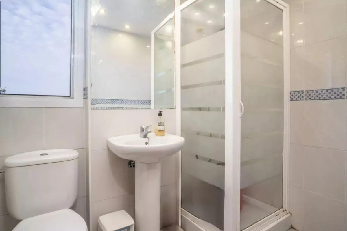 165f7517-fa0c-450e-830e-2f30dfe71468