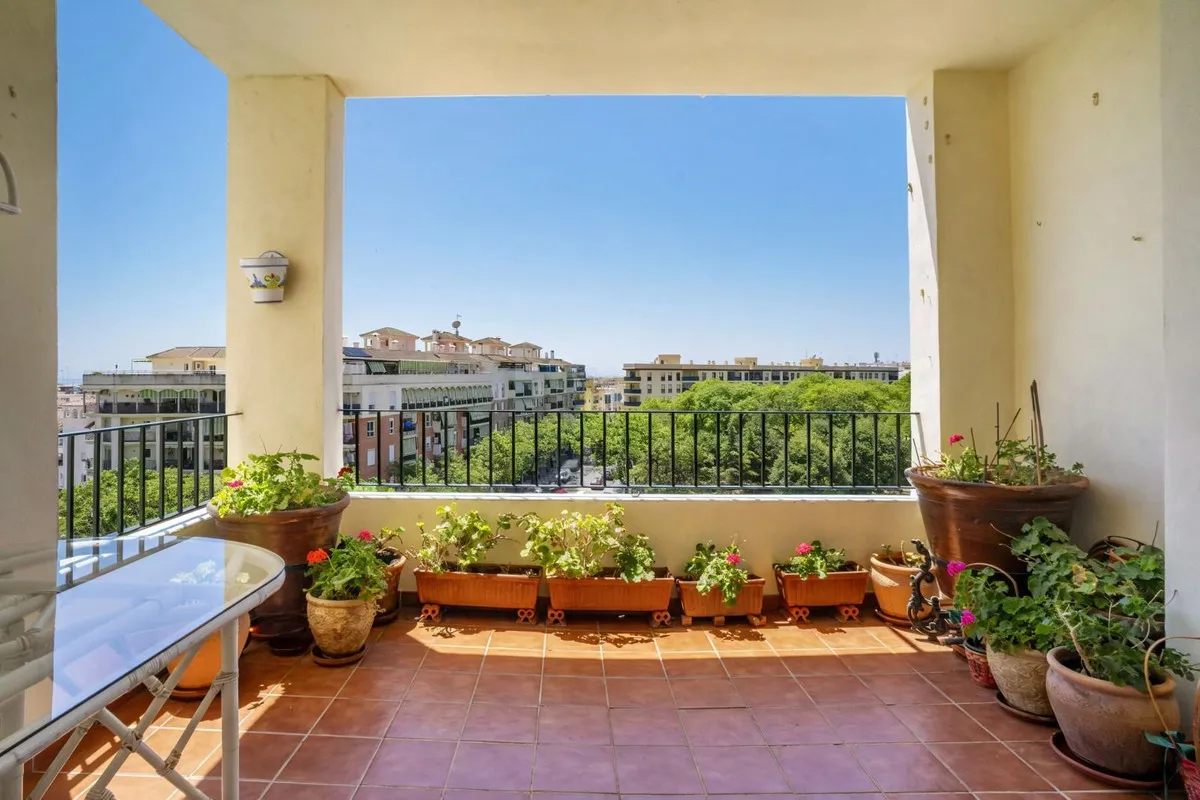 7259add2-5205-4889-ad94-d40767b59237