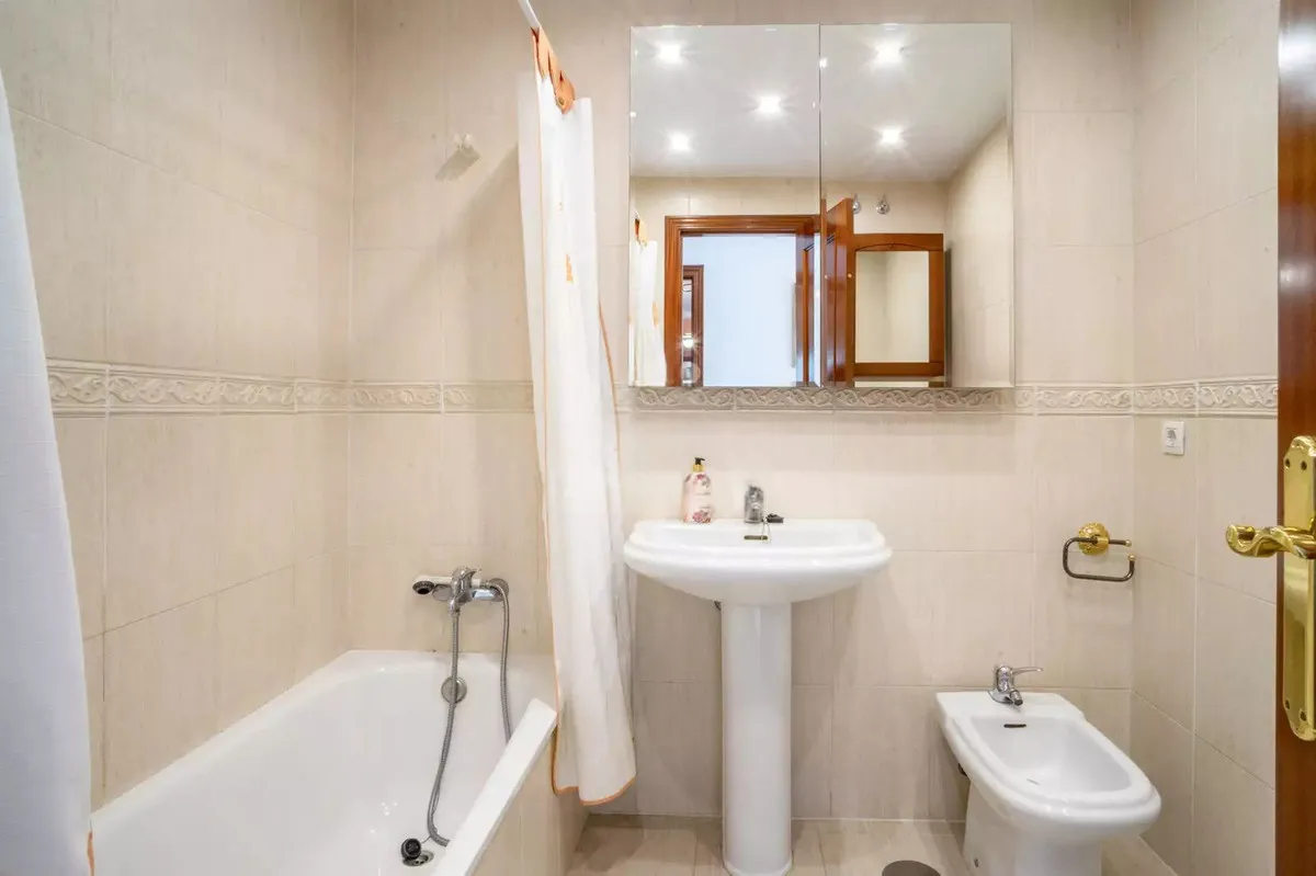 7f27f41e-0f1a-497e-b372-115bde169134