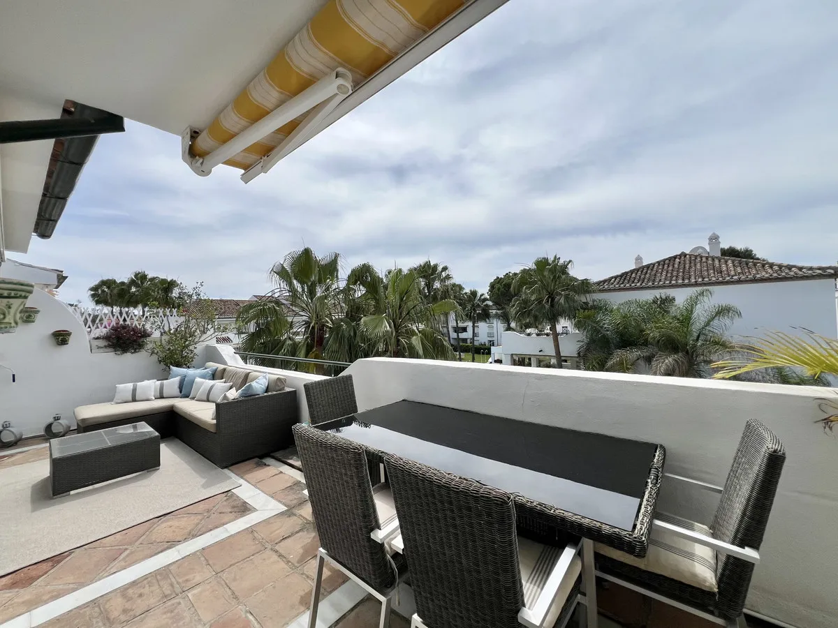 cf9bfea9-7635-4fc9-8d7b-cf0126a055e1