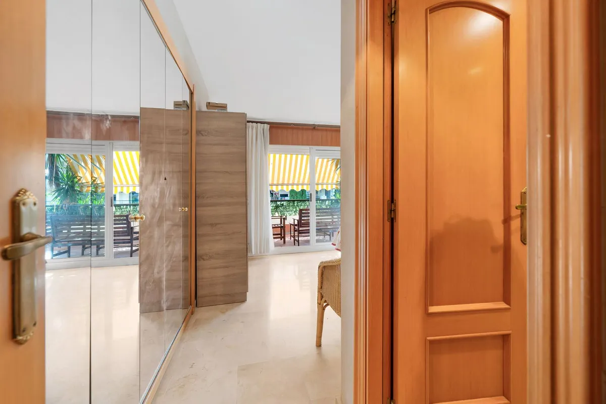 a0b026dc-0f2c-41a0-ab27-9bced68c1473