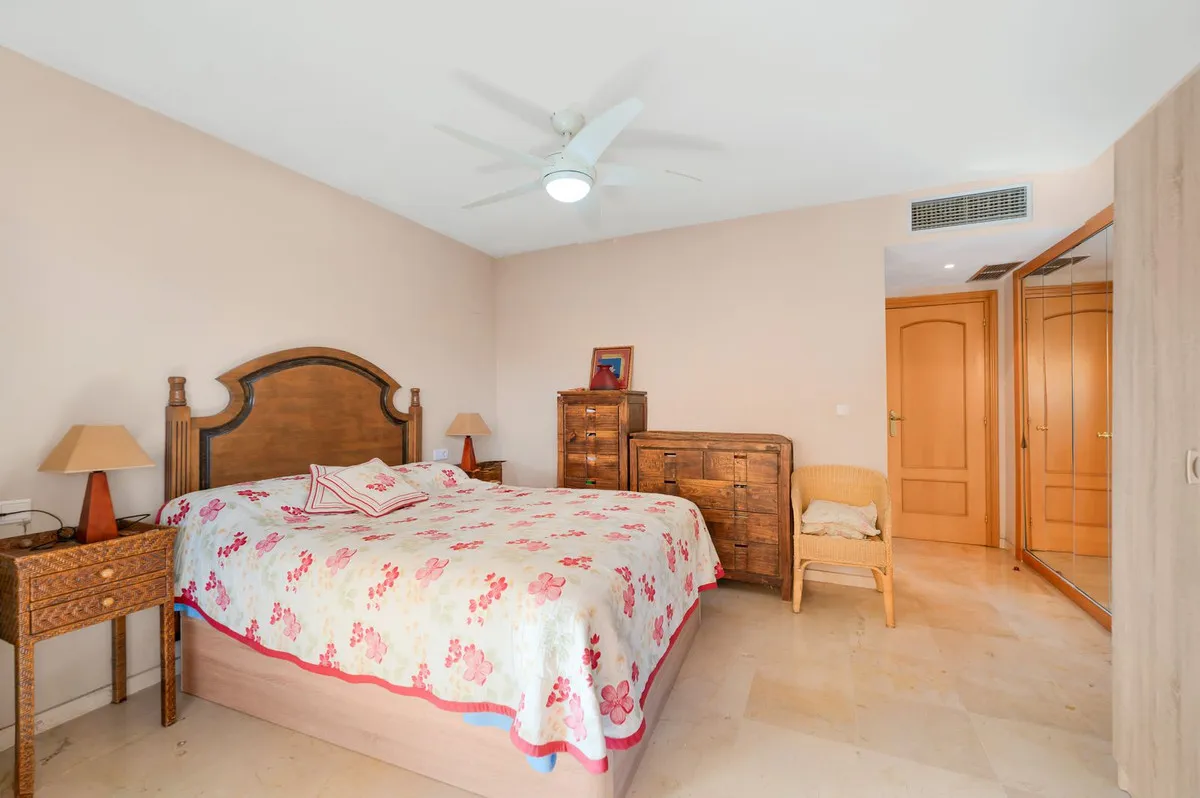 c02c6887-3875-4caa-bdf5-e38ac6f7f6cb