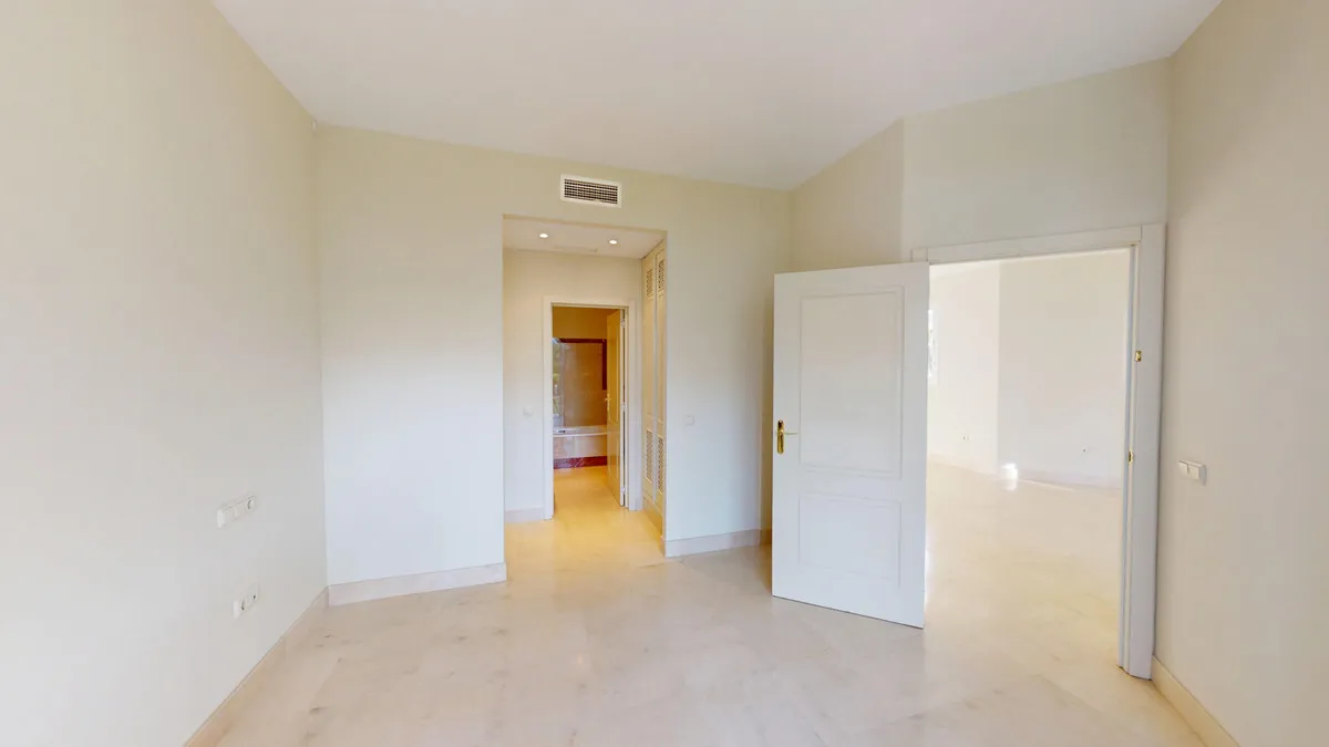 0cb74a8d-f9bd-4e50-9520-147d42659a9b