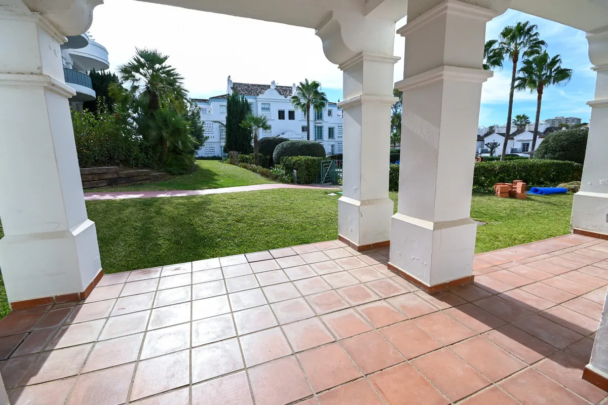 30062507-b0fd-4be5-8c19-c9325d80ea0e