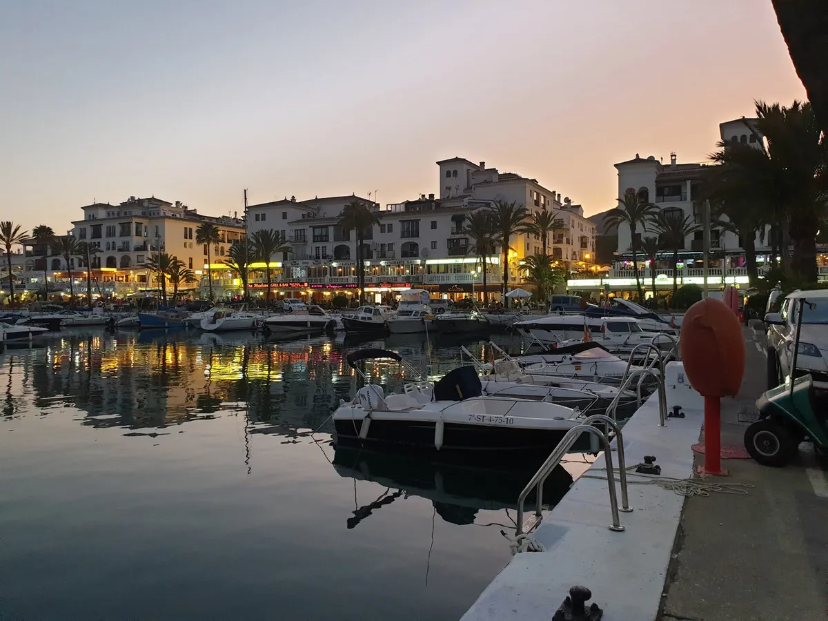 6112d9ac-478d-4fdc-b9cf-4777e1bff105