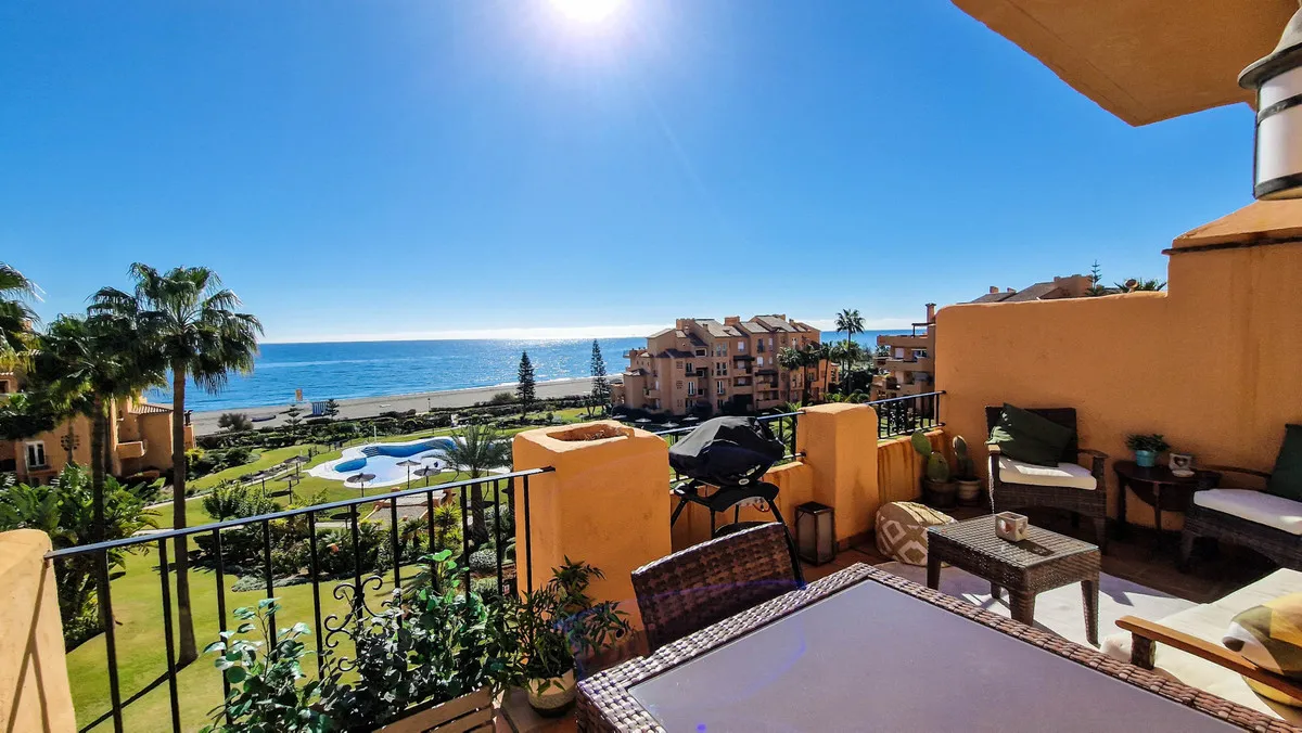 6a8ccdde-9b35-4d64-b302-cbfe1046d2ce