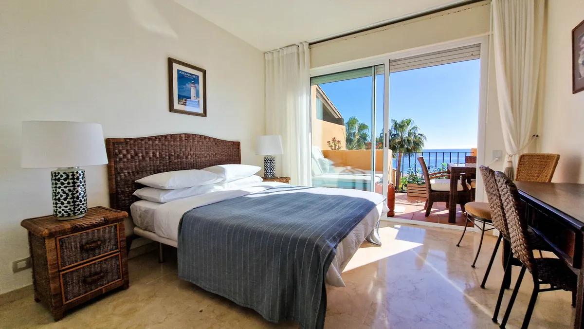 8ee093d9-2893-4a20-8a00-8f00be358597