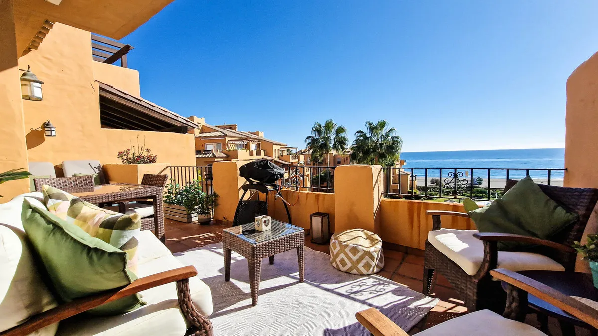 fe08ee6b-c5c7-4bc4-93c4-cf61b81c373b