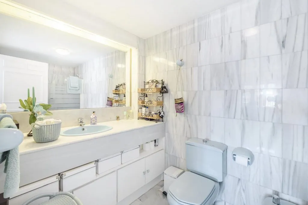 a636fe2c-e0cd-48d9-a6e0-e2211e79d19c