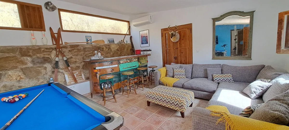 06bd2907-6ed7-4939-83a4-cda390e733fd