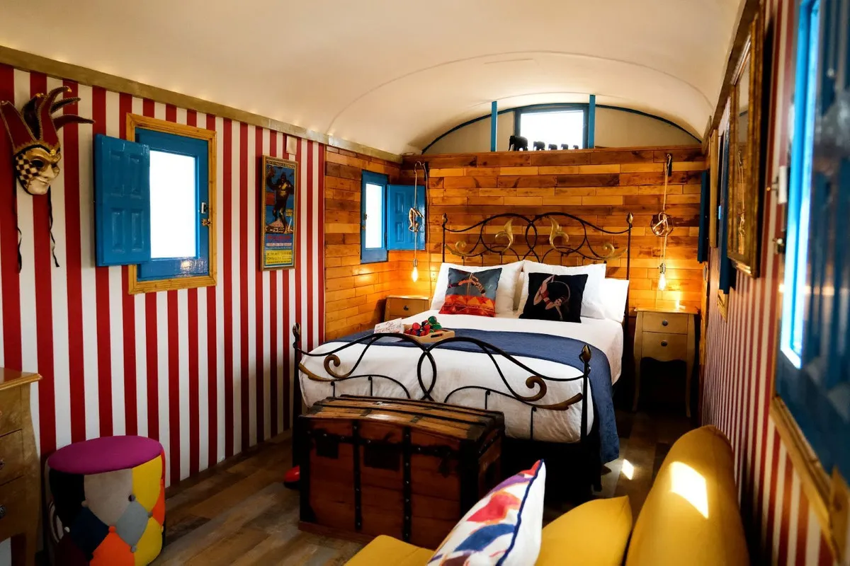 8528c1e7-c635-4572-bc46-200c3c631b76