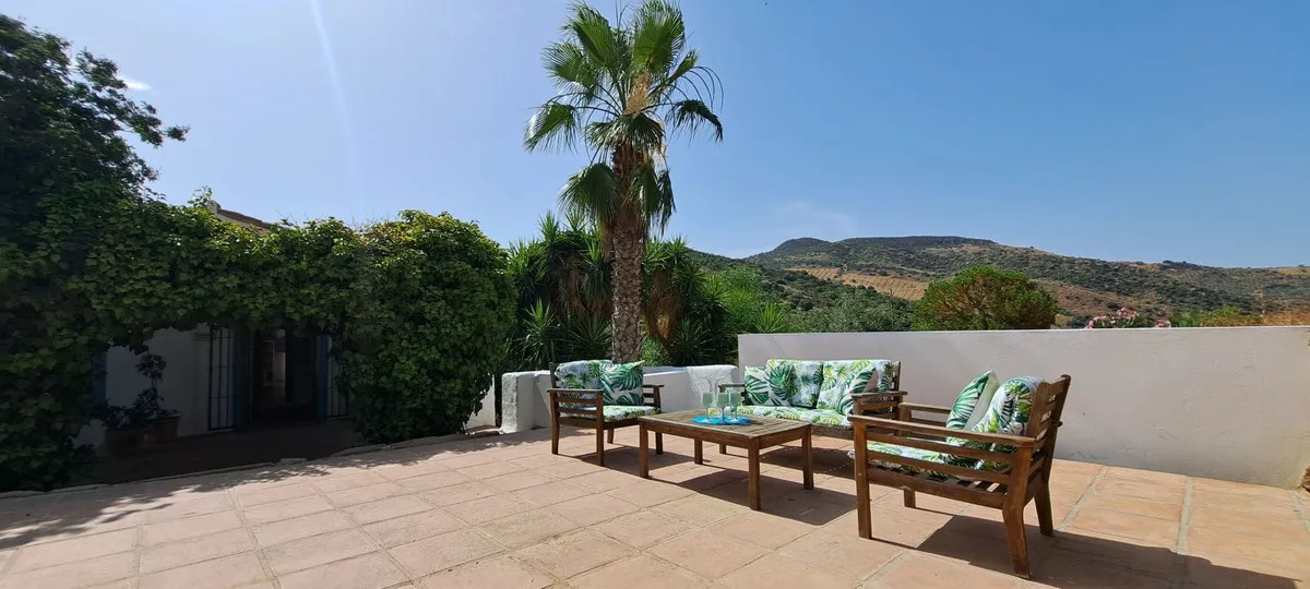 868f069a-55bc-487b-ba9a-ef2803f41a1c