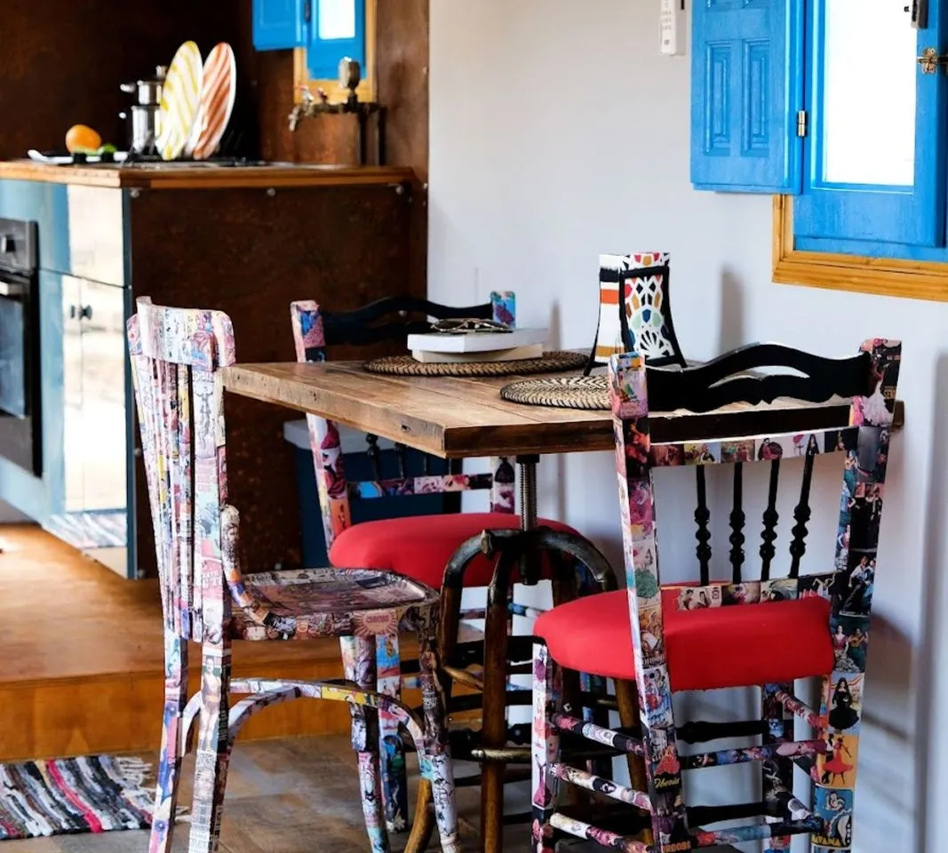 8afb8765-37a9-4706-b15f-651c5e93f8c9