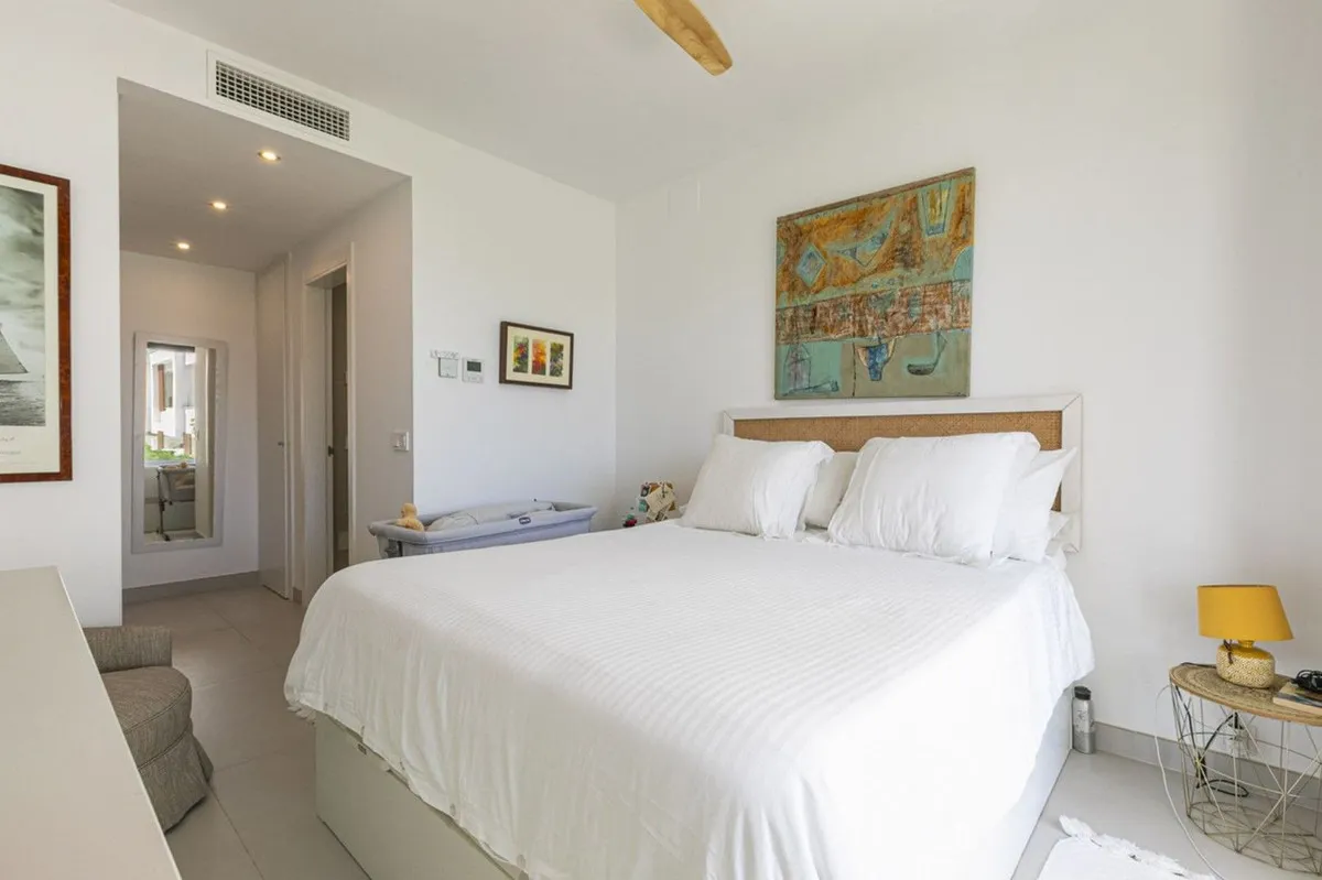 711203de-80e7-416f-af5e-5b6957e37d02