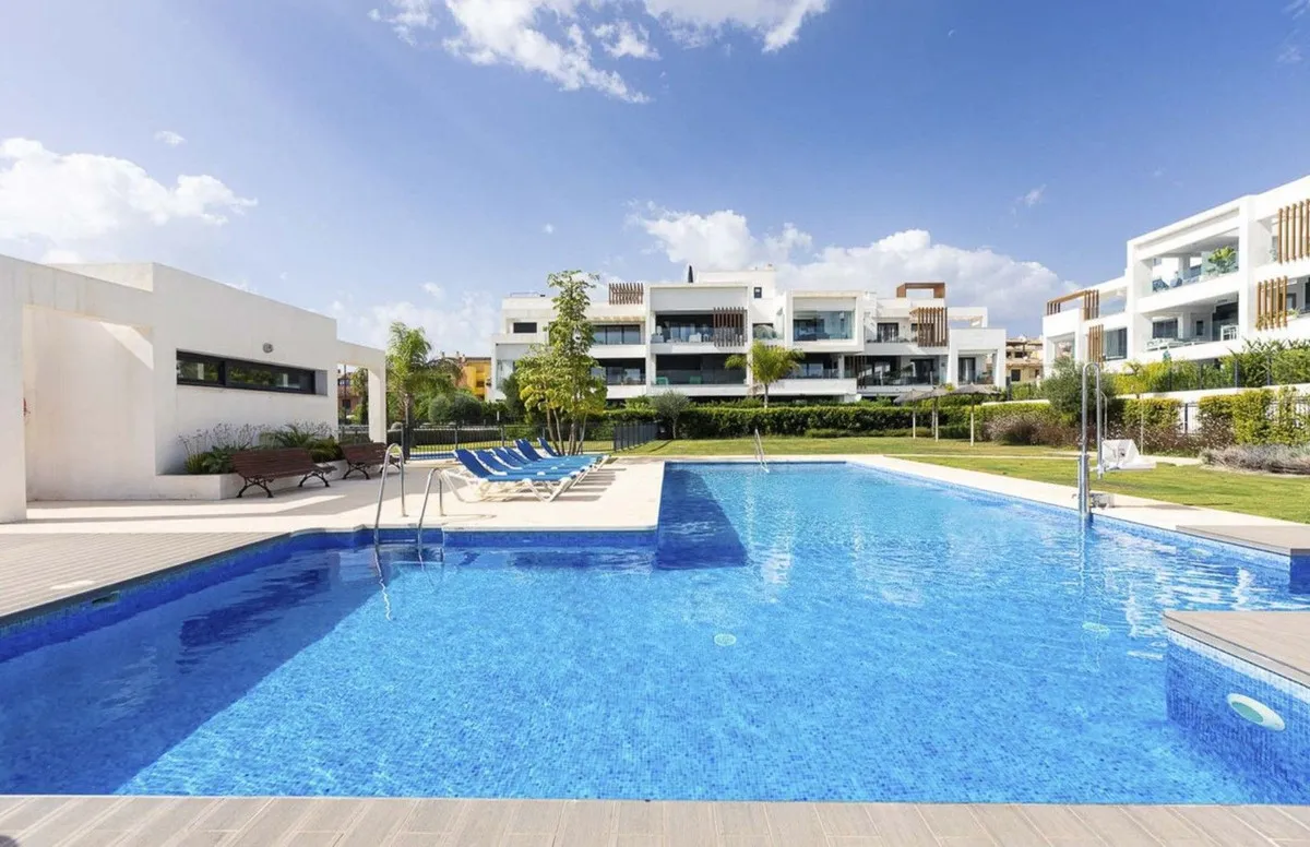 84ac2d0e-b87c-4dbb-90f6-8cefccd12892