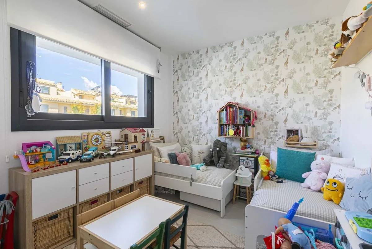 fda551fd-3977-4d8a-bb42-af31c5453e81