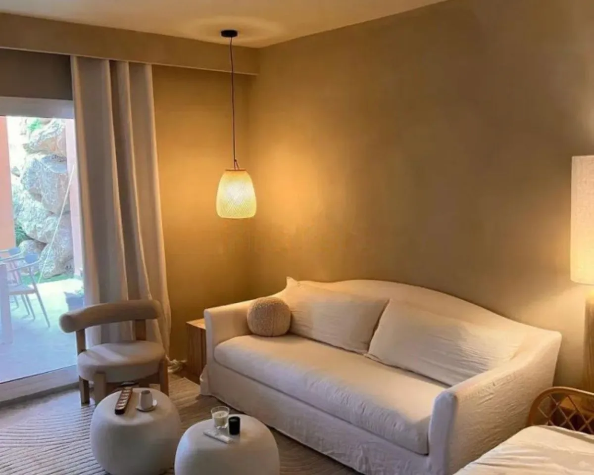 379c4034-52c9-472f-8a27-0eb67f0304a1