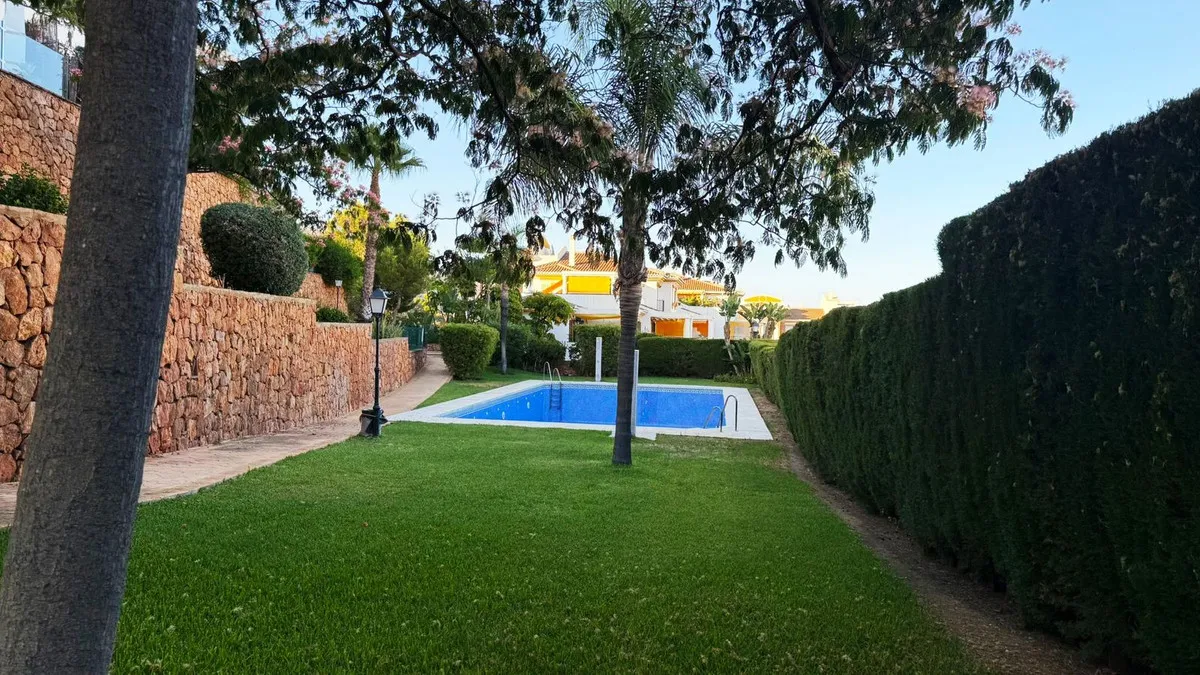 866b1b4f-529e-4852-bea3-b9cc395230bf