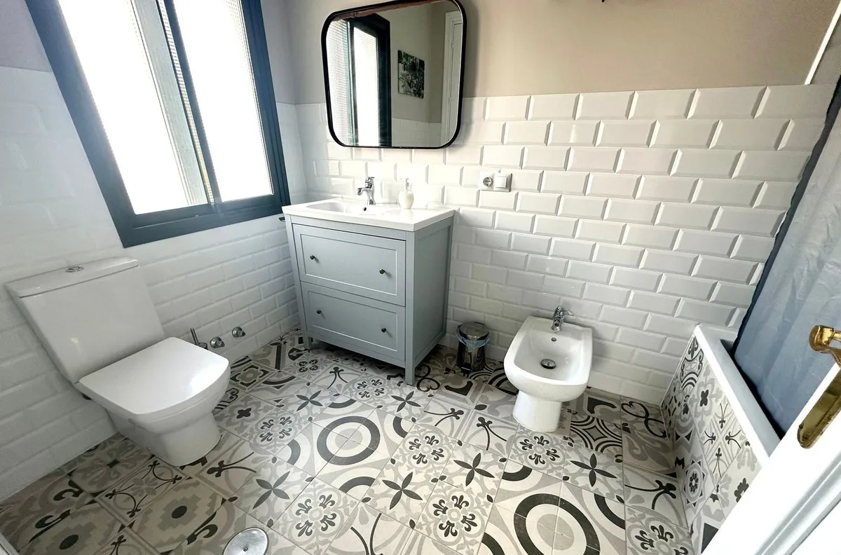 cc5daef5-f2e0-477c-90a6-1bceceb4550e