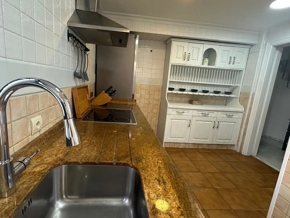 f3708570-27c6-4e86-889c-8c4cd5b85bc2