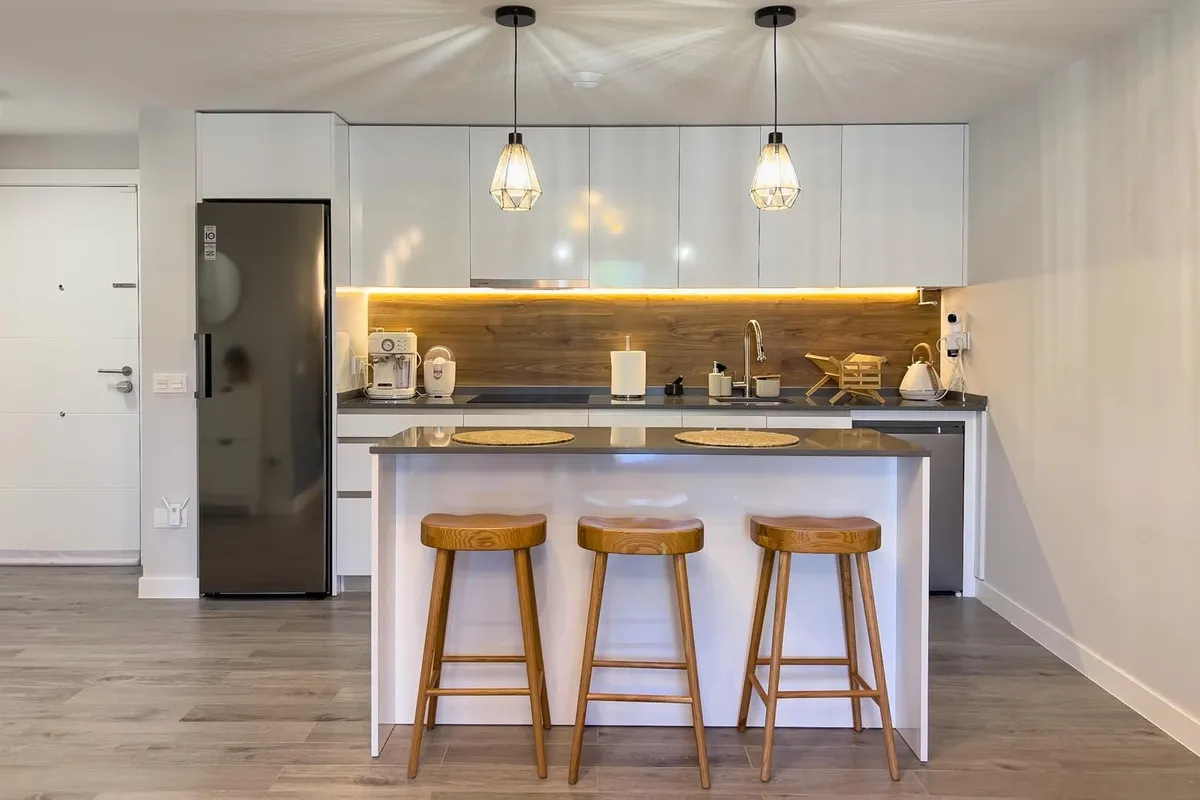 20061211-728e-43c2-9ec1-c885175d9a5e