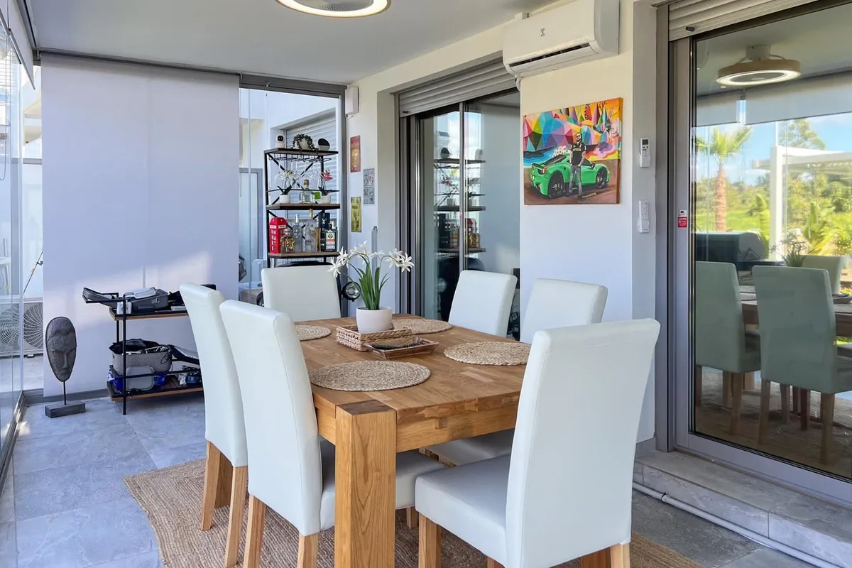 a24a923c-ca18-4c69-8bba-c160c579c7b8