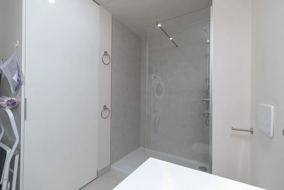 23f4f1ea-5ce0-4243-b3cd-f18ac57e04be