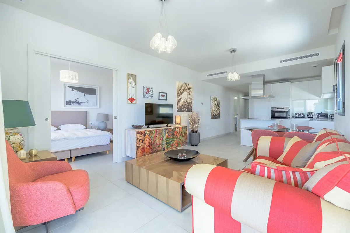 5524dec3-ab2d-4883-84a7-283d038fce30