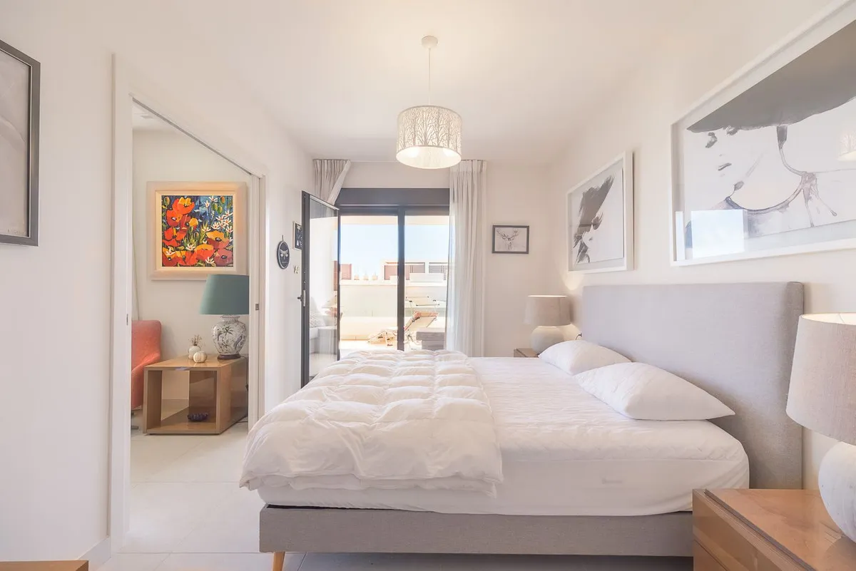 61d7531c-a7e1-42ca-9592-e6e37002a877