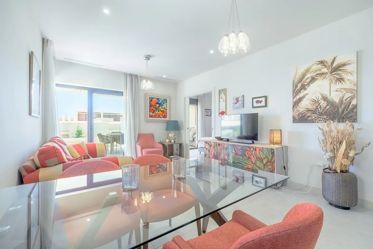 ab41dee3-0eee-472b-a78f-038baa4260d8