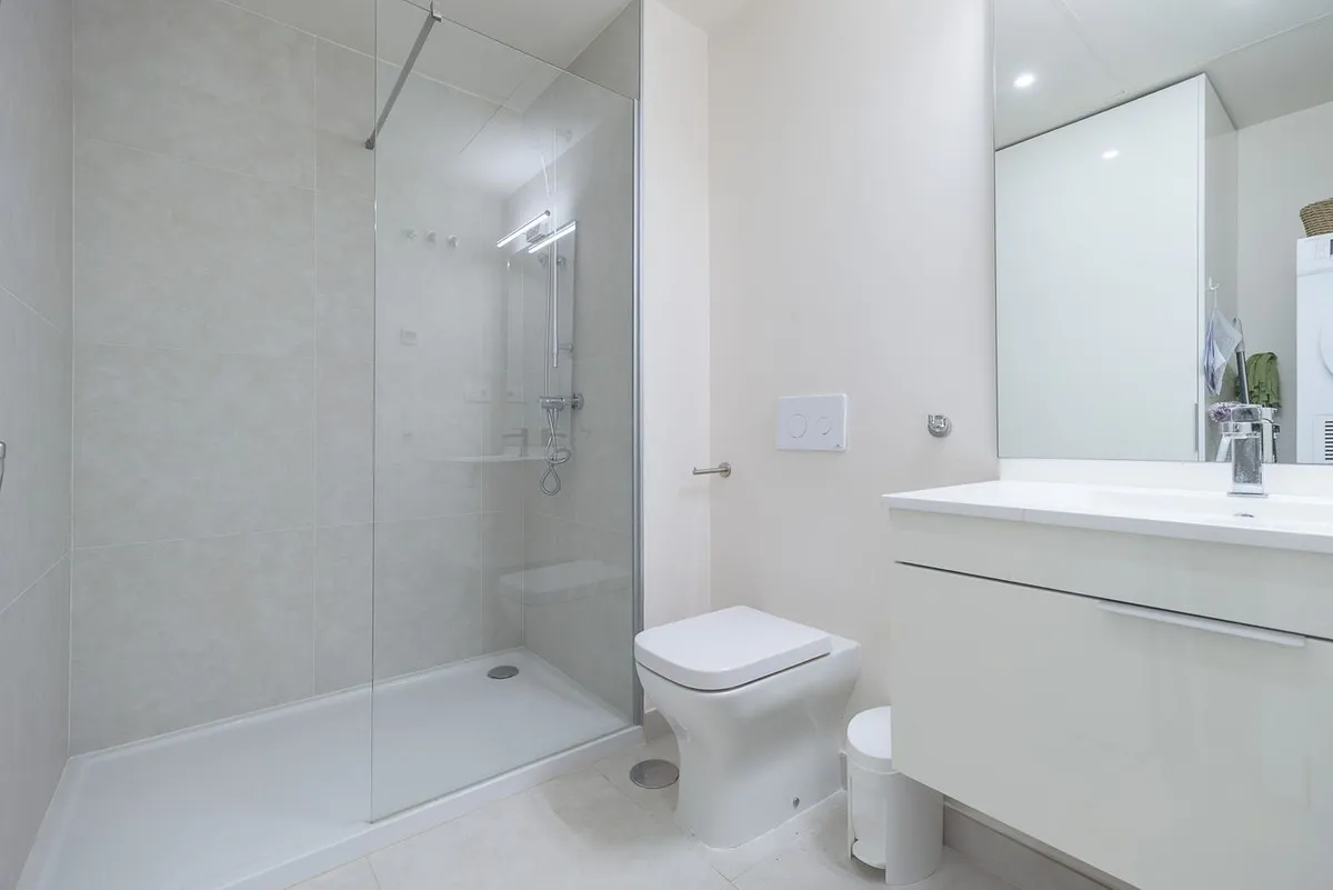 b034dfa4-bbfd-4366-8dad-d836d0a5e955