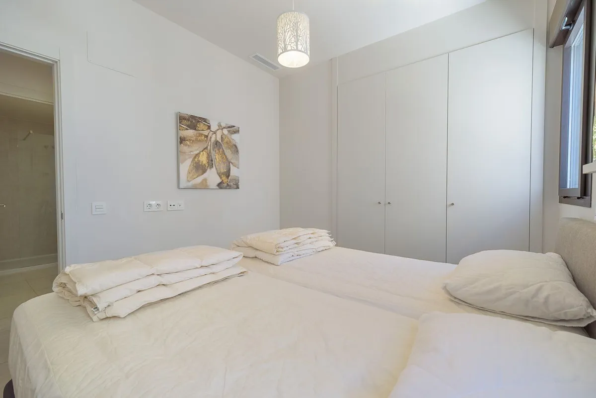 f27f7239-9775-4f89-9b05-f83adecbaccd