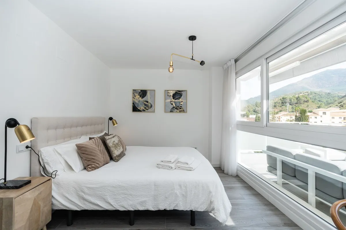 ded62595-987b-4e54-b111-021a6e8d0cb8