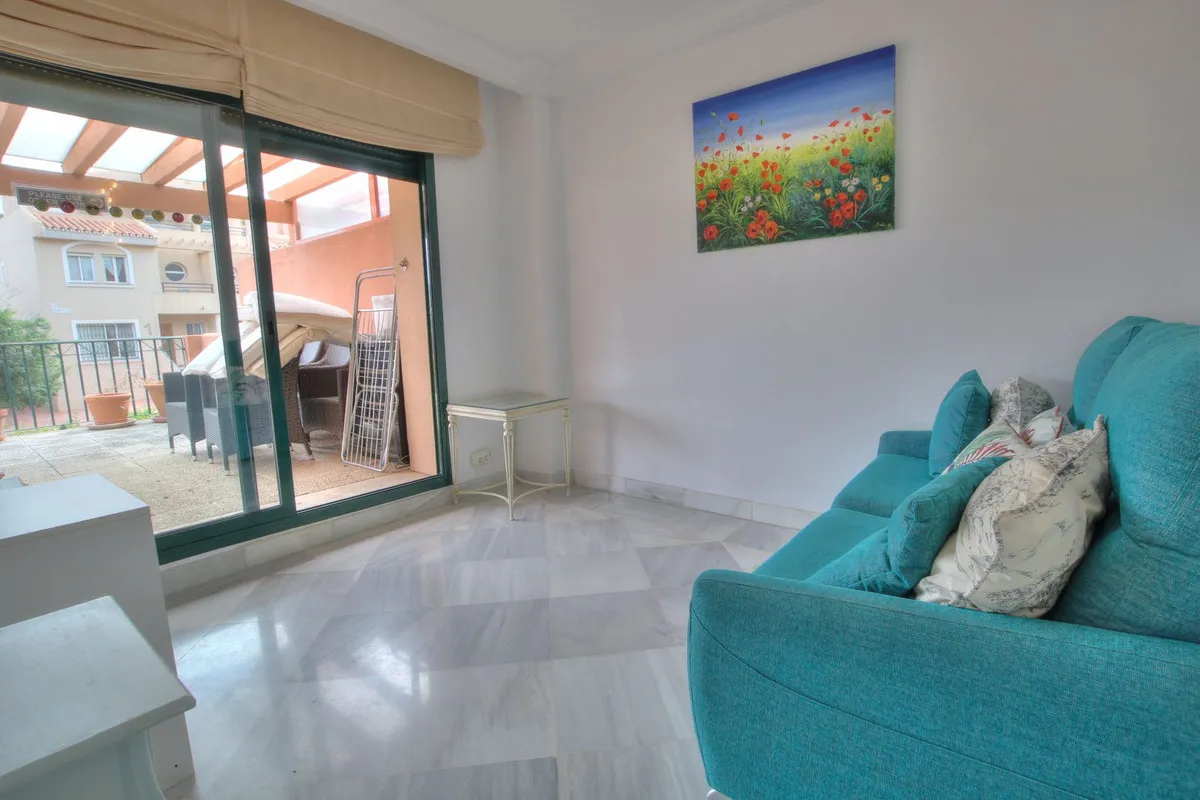 c735ac28-fe79-4eac-9ff0-3b53e36ff867