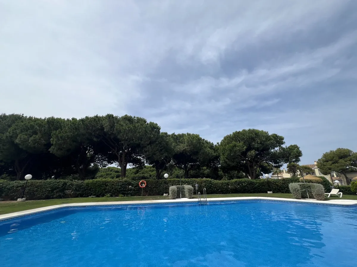 f71260d6-0869-436b-879a-e61b21d2e718