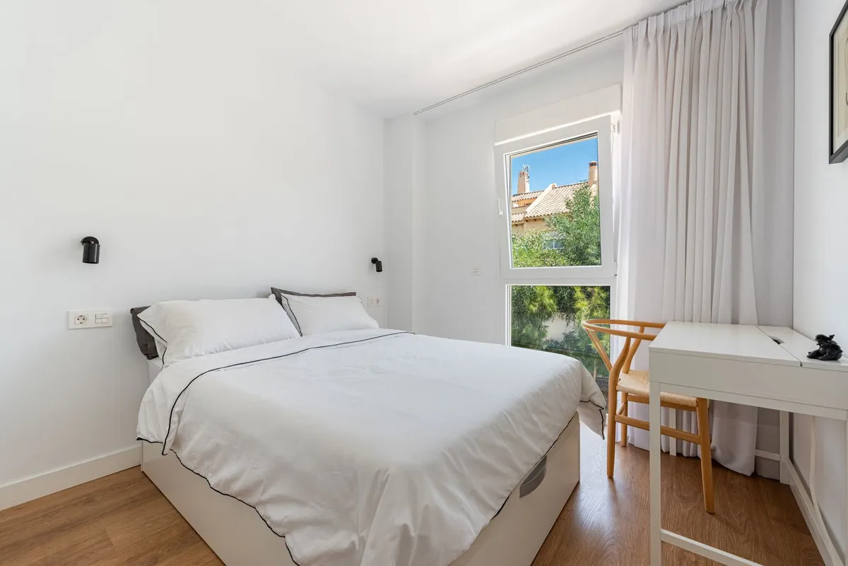 d2063280-4a1d-4664-9aa2-c971d0bb2144