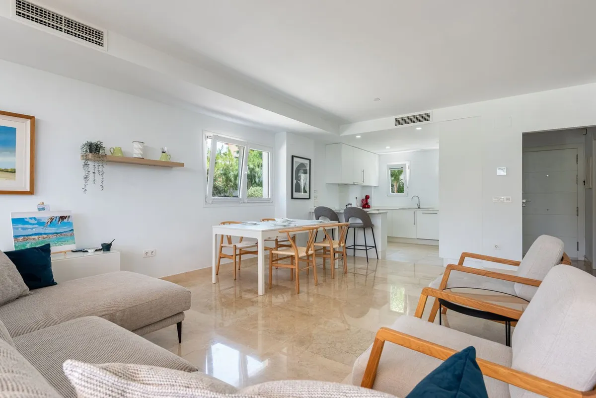 d419a4b0-411c-4933-9eb0-c2f70b1b8e39