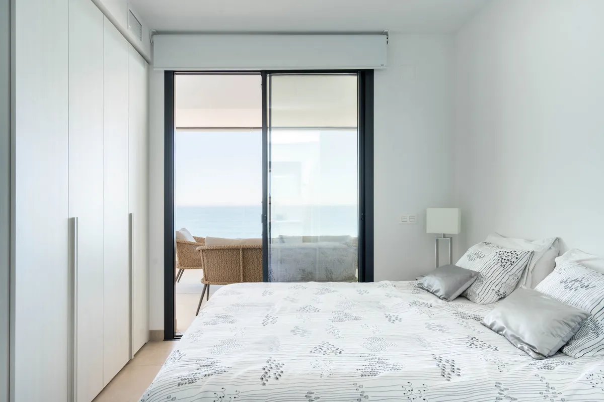 3c9ab4e0-fd94-47d9-bb95-24995e1be5dc