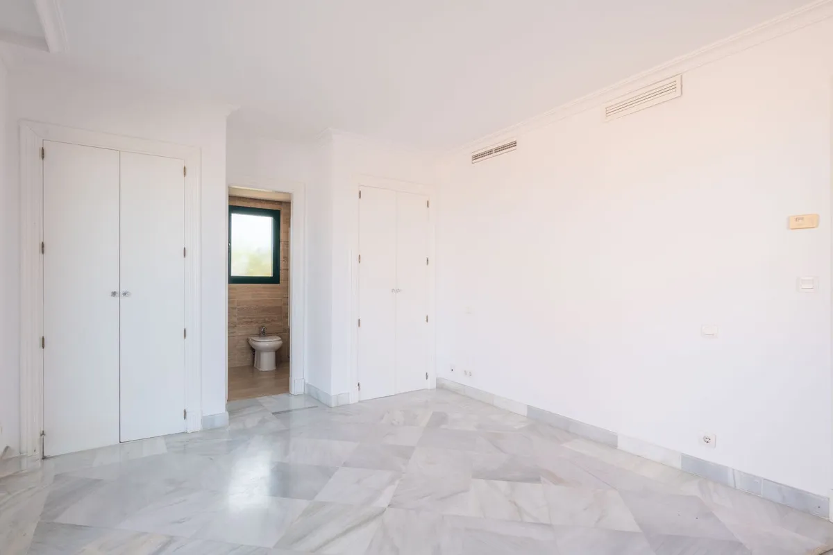 28de4718-033a-410d-b1cd-93da8efceb38