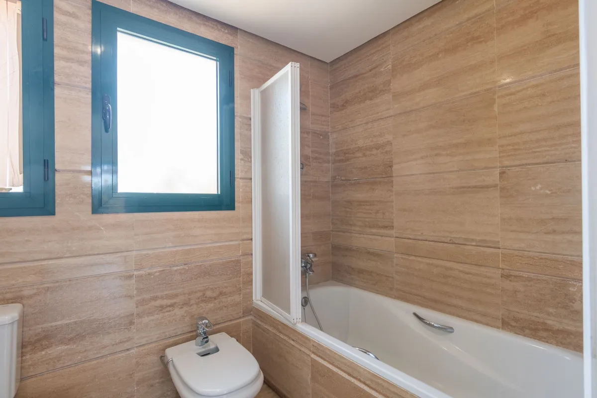 32c94dd5-4d63-45cf-869a-c613dbea1c32