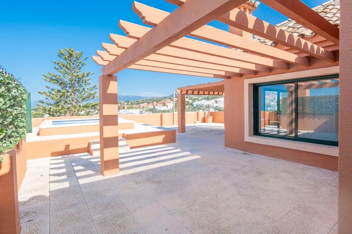 39673052-efb3-4296-a2b2-fb2eb358d2fe