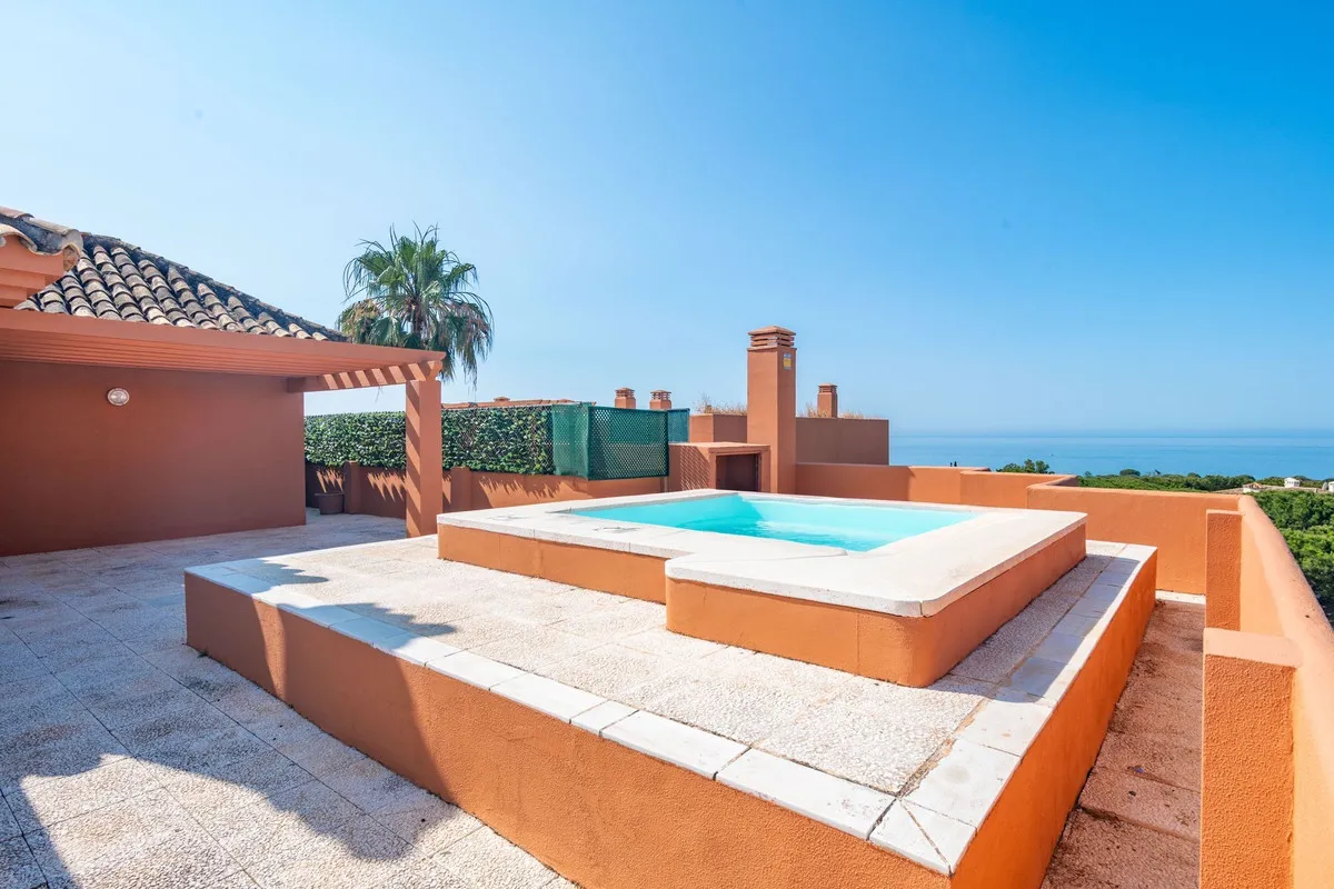 e3bbc8a9-52c7-4635-aa5a-400b635c7391