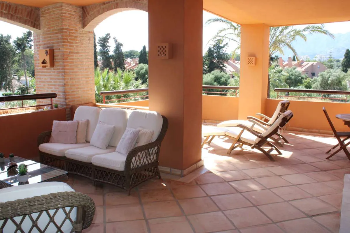 0ddb1622-6992-406a-95c1-31b6879bbd6f