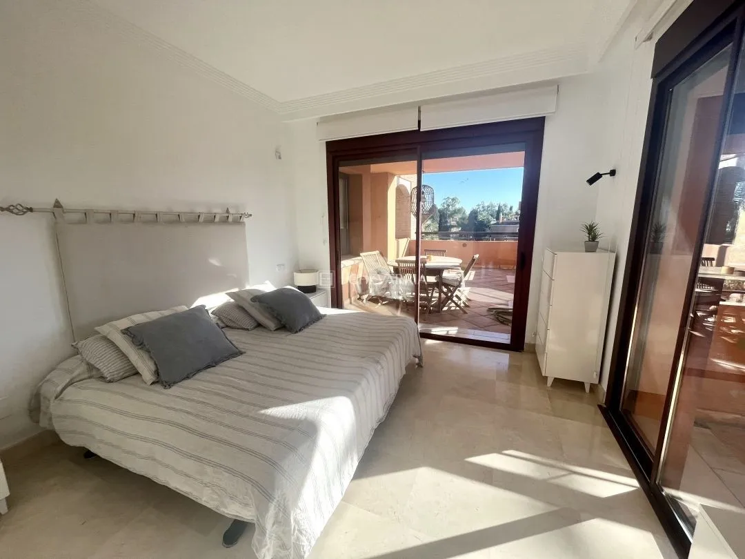 6445c4f1-b2f9-4301-9249-688c5cebca5c