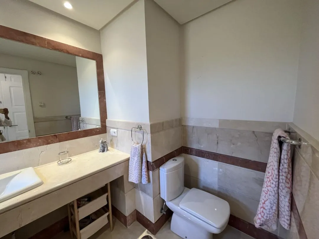 bf8b26a3-8024-48a3-b0e2-5432cf3a4fef