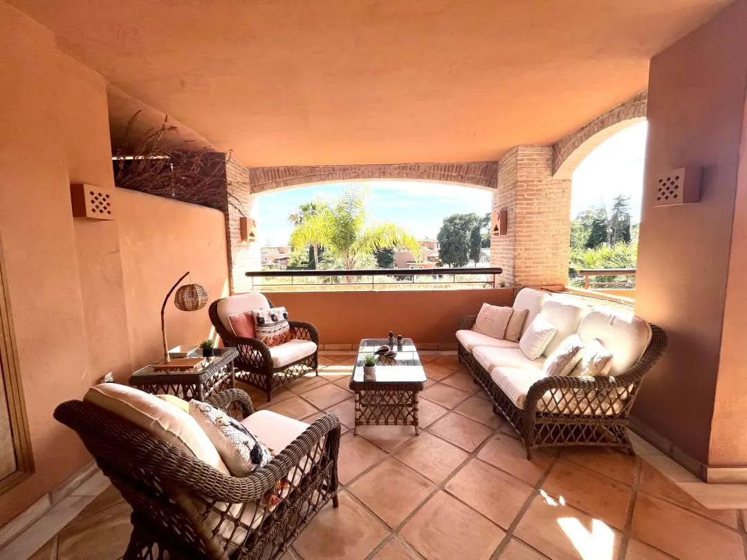 d4c80525-bc7d-4d65-b987-3386a5b4ade9