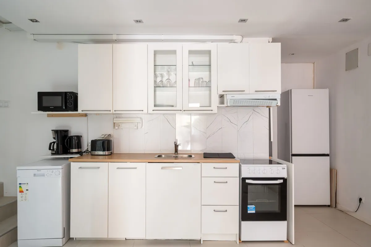 1eaba5bc-e199-40ca-ae75-abba99579662